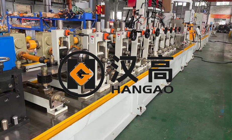 焊管設(shè)備在焊接的時(shí)候?yàn)槭裁磿?huì)出現(xiàn)質(zhì)量缺陷?